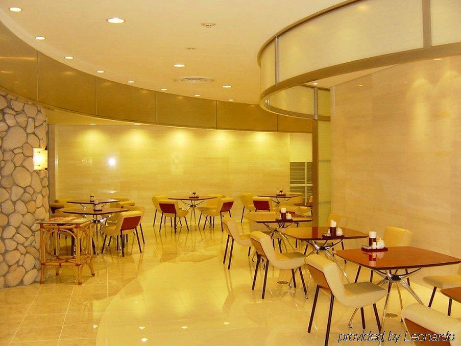 Kyoto Dai-Ni Tower Hotel Bagian luar foto