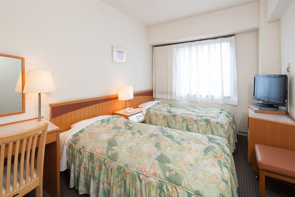 Kyoto Dai-Ni Tower Hotel Bagian luar foto