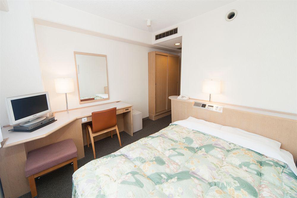 Kyoto Dai-Ni Tower Hotel Bagian luar foto